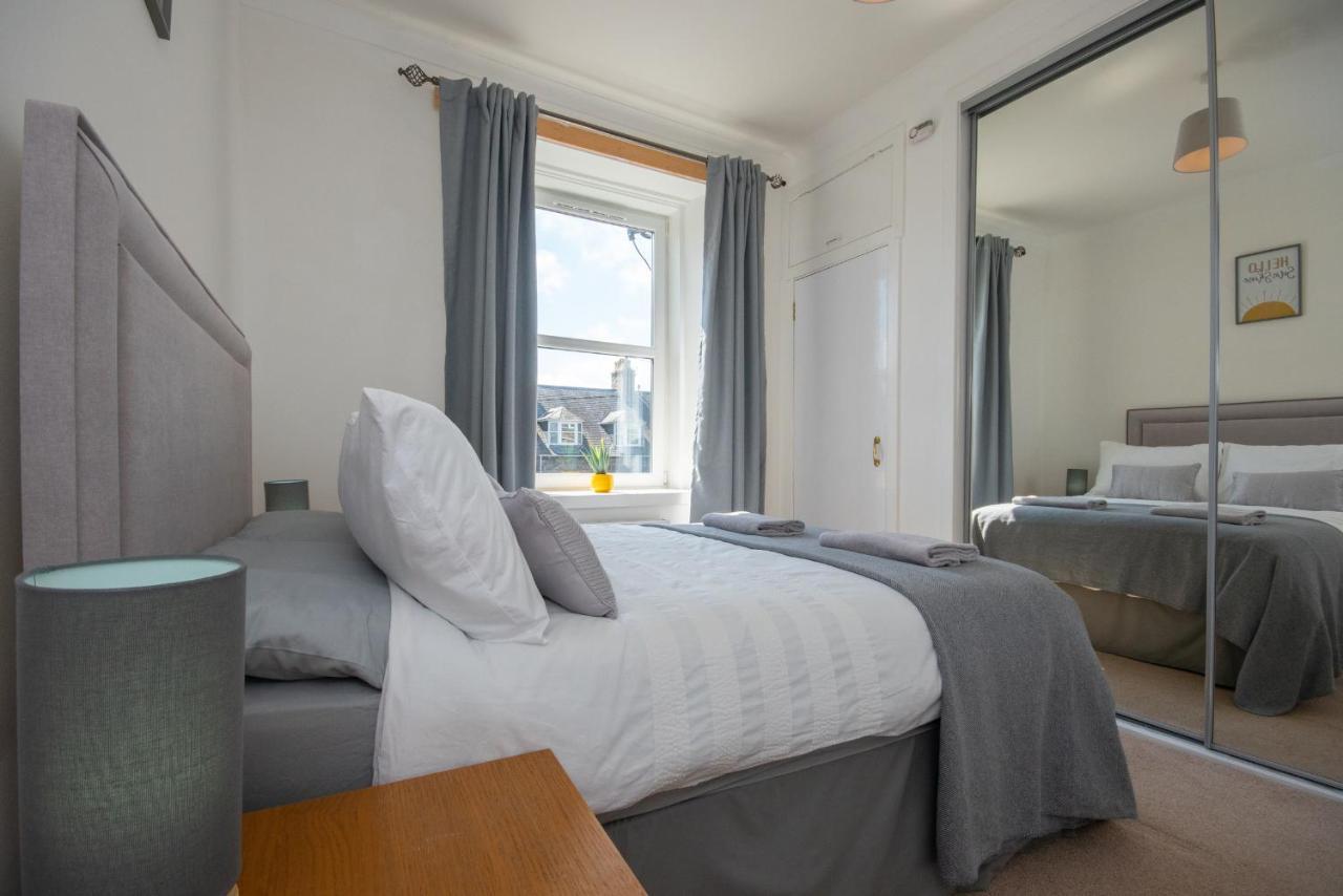 Dwellcome Home Ltd 1 Bed Apt, Half Mile To Union Street Yet Quiet, Free Parking, Fast Wifi, Ideal For Long Term Contractor, Etc Stays, Fully Equipped Kitchen, Regular Housekeeping Option - See Our Site For Assurance Aberdeen Ngoại thất bức ảnh